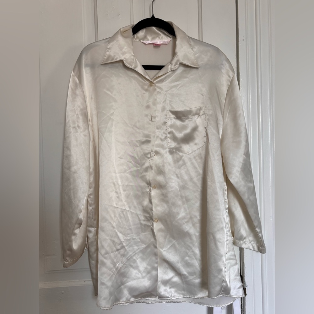 Victoria Secret Y2K Boyfriend Sleep Shirt Silky Satin White Button Up Size M